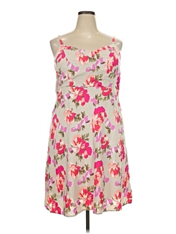 Old Navy Casual Dress (view 1)