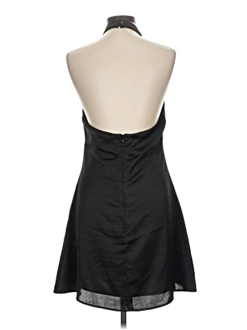 Urban Outfitters Casual Dress (view 2)