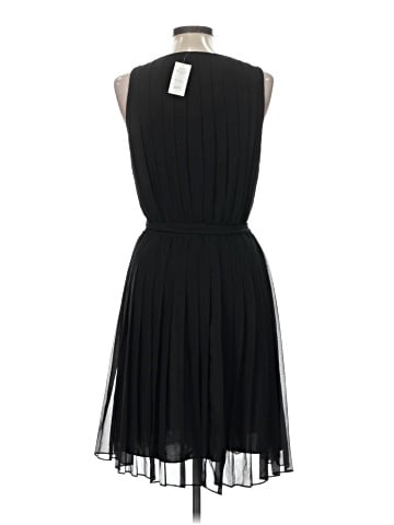 Banana Republic Cocktail Dress (view 2)