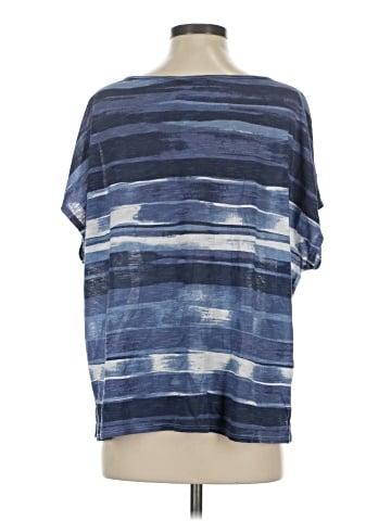 Vince. Short Sleeve T-Shirt (view 2)