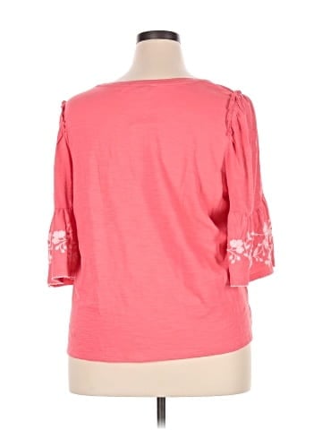 Crown & Ivy 3/4 Sleeve Top (view 2)
