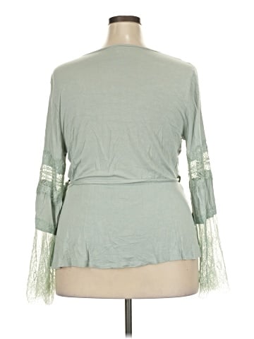 Xhilaration 3/4 Sleeve Blouse (view 2)