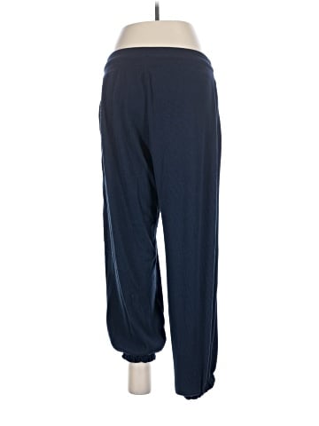 Gilly Hicks Casual Pants (view 2)