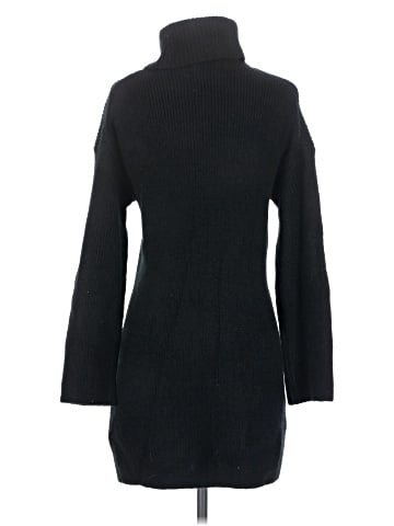Abercrombie & Fitch Turtleneck Sweater (view 2)