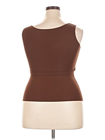 Unbranded Sleeveless T-Shirt (view 2)