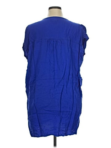 Old Navy Casual Dress (view 2)