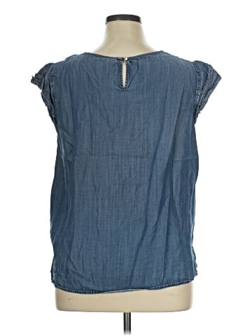Liz Claiborne Sleeveless Blouse (view 2)