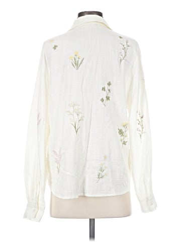 Cupcakes & Cashmere Long Sleeve Blouse (view 2)