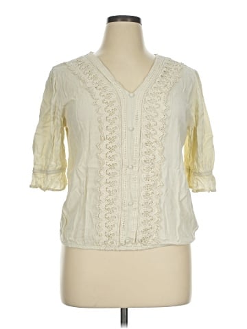 Maurices 3/4 Sleeve Blouse (view 1)