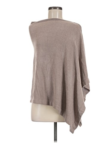 Barefoot Dreams Poncho (view 1)