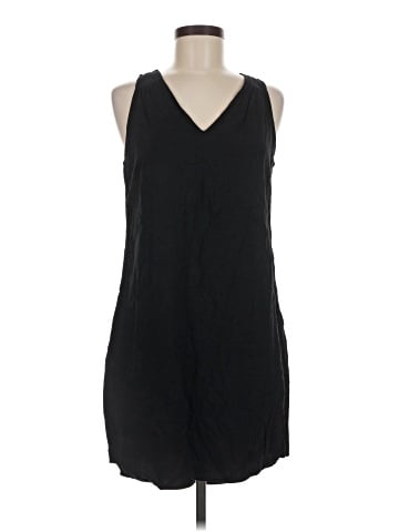 Old Navy Casual Dress (view 1)