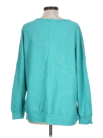 Dokotoo Long Sleeve T-Shirt (view 2)