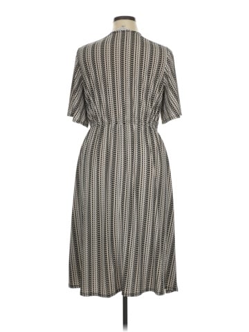 Signature by Robbie Bee Casual Dress (view 2)