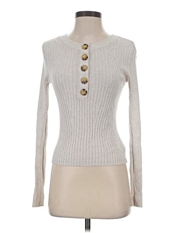 American Eagle Outfitters Turtleneck Sweater (view 1)