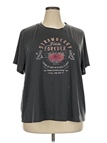 Shein Short Sleeve T-Shirt (view 1)