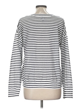 Gap Pullover Sweater (view 2)