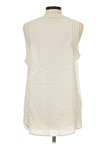 Elizabeth and James Sleeveless Blouse (view 2)