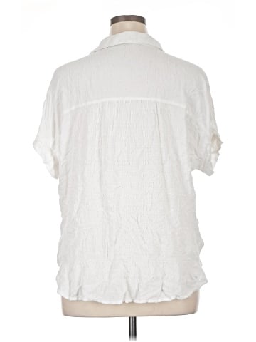 Jane and Delancey Short Sleeve Blouse (view 2)
