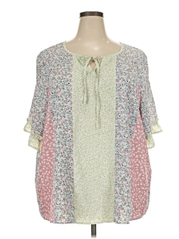 BLOOMCHIC 3/4 Sleeve Blouse (view 1)