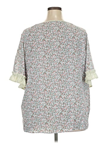 BLOOMCHIC 3/4 Sleeve Blouse (view 2)