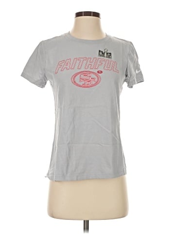Nike Short Sleeve T-Shirt (view 1)