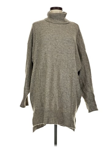 H&M Turtleneck Sweater (view 1)