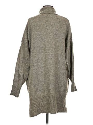 H&M Turtleneck Sweater (view 2)