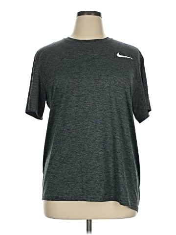 Nike Active T-Shirt (view 1)