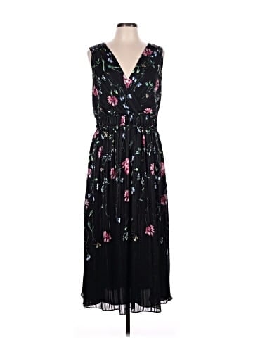White House Black Market Cocktail Dress (view 1)