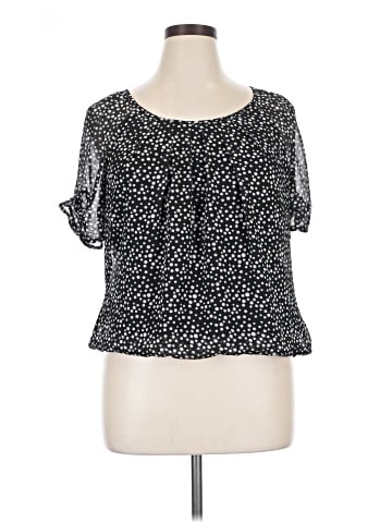 Sara Michelle Short Sleeve Blouse (view 1)