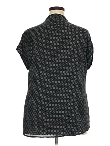 Pleione Short Sleeve Blouse (view 2)