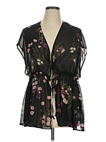 BLOOMCHIC Kimono (view 1)