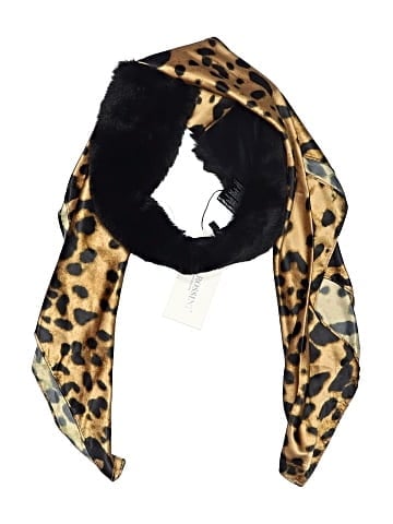 Pia Rossini Scarf (view 1)