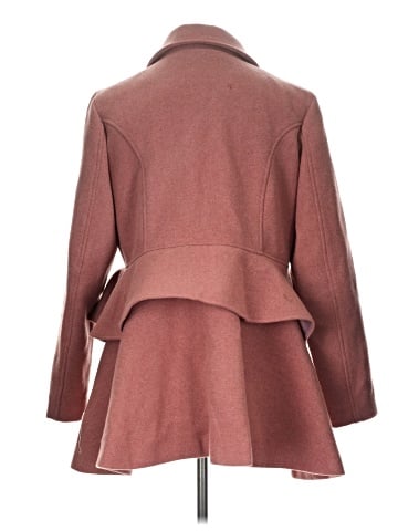 Venus Coat (view 2)
