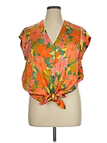 DR2 Sleeveless Blouse (view 1)