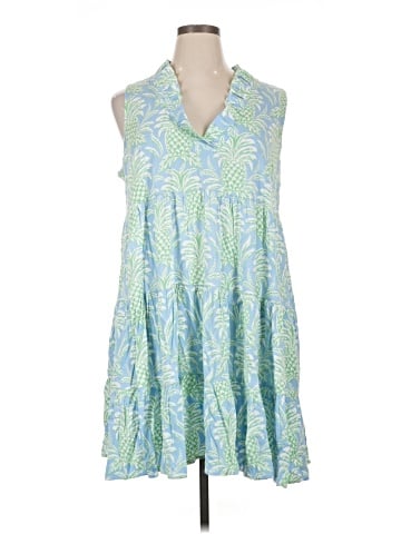 Crown & Ivy Casual Dress (view 1)