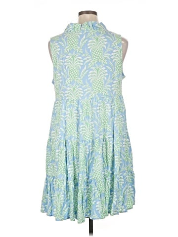 Crown & Ivy Casual Dress (view 2)
