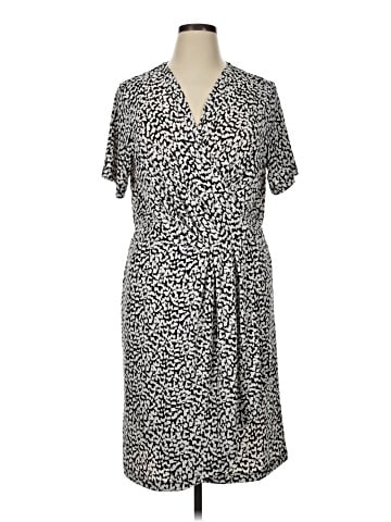 Banana Republic Factory Store Casual Dress (view 1)