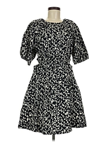 Old Navy Casual Dress (view 1)