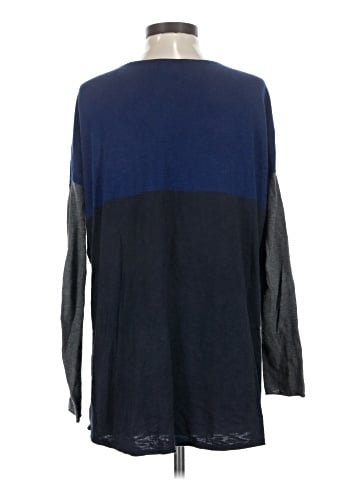 Vince. Pullover Sweater (view 2)
