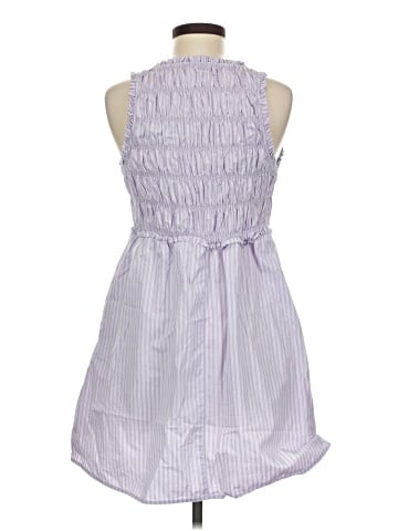 Old Navy Casual Dress (view 2)