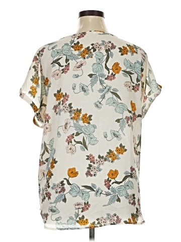 Maurices Short Sleeve Blouse (view 2)