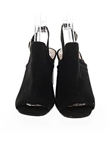 Liz Claiborne Sandals (view 2)