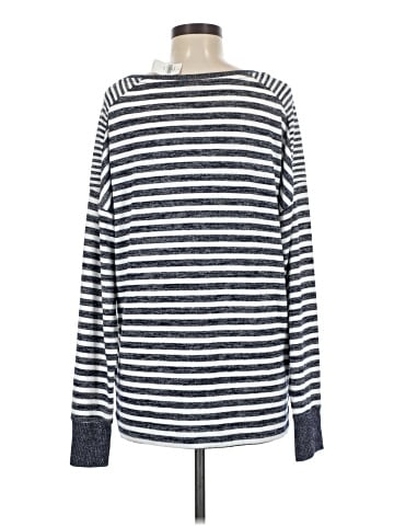 Gap Pullover Sweater (view 2)