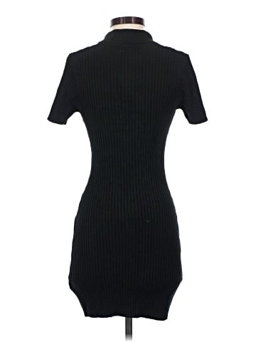 Urban Outfitters Casual Dress (view 2)