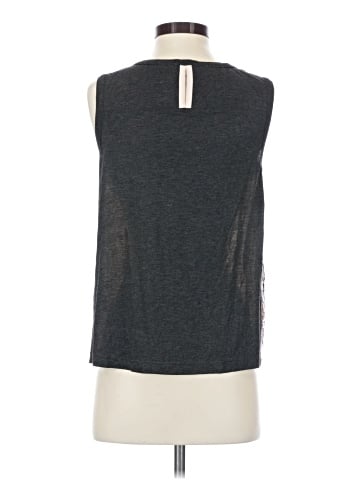 Tiny Sleeveless Blouse (view 2)