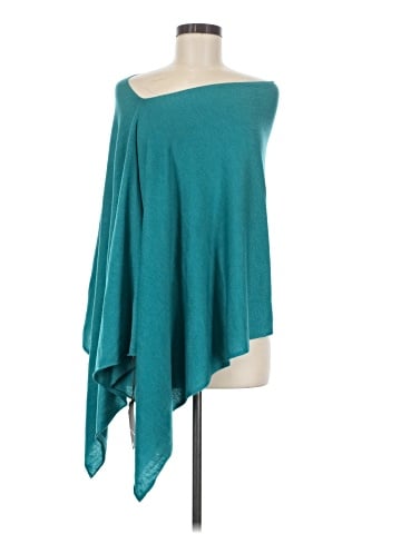 Kerisma Poncho (view 1)