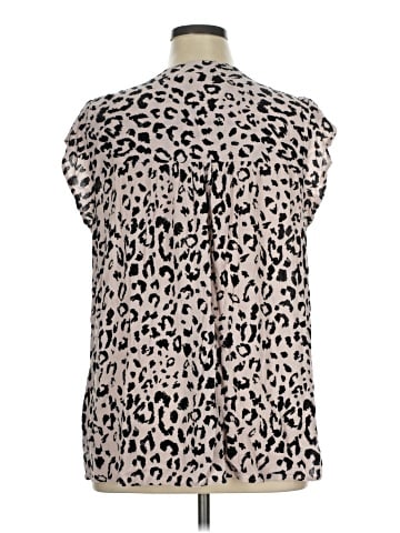 Savanna Jane Sleeveless T-Shirt (view 2)