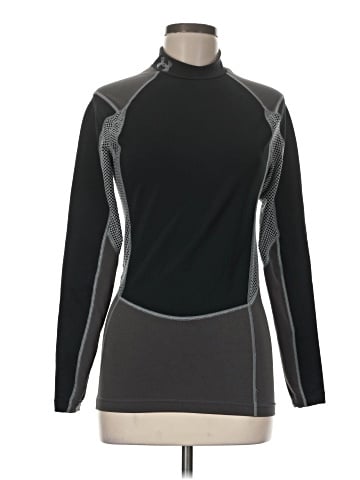 Under Armour Long Sleeve T-Shirt (view 1)