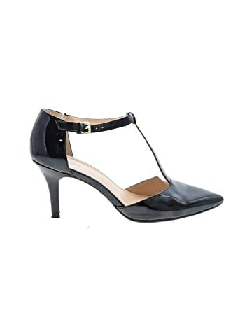 Liz Claiborne Heels (view 1)